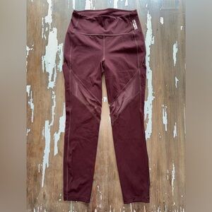 Lululemon Stronger as One Tight25" * lululemon X BarrysMidnight Maroon